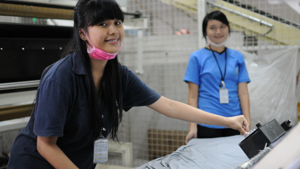 Legal Update No. 1, 2013_ Legal Minimum Wage