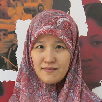 Zainab YANG