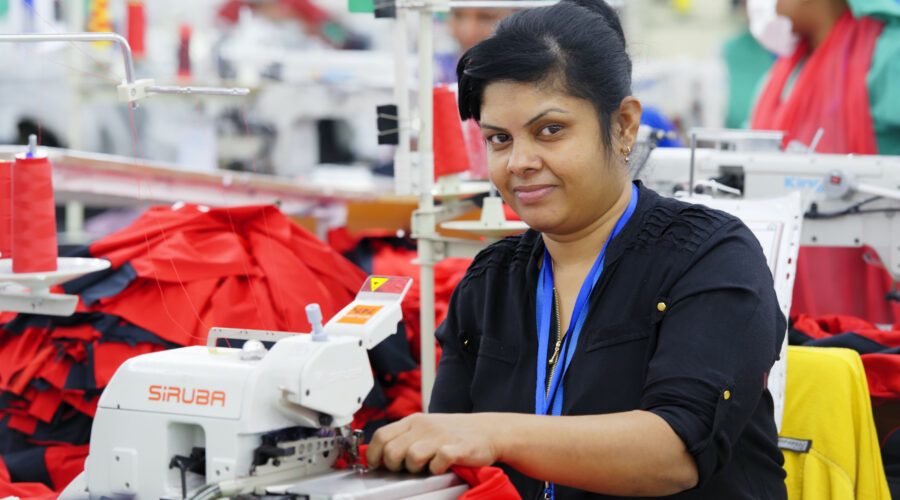 Better Work Jordan and the General Trade Union of Workers in Textile, Garment and Clothing Industries sign a Memorandum of Understanding