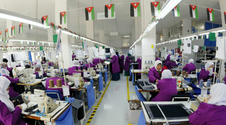 Raeda, the first woman mechanic in Jordan’s garment industry