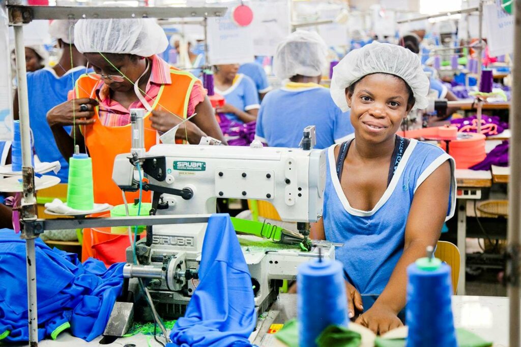 Female workers benefit from training on issues of pregnancy and contraception prenatal consultation, access to reproductive health services, and health care for those tested positive for HIV/AIDS.