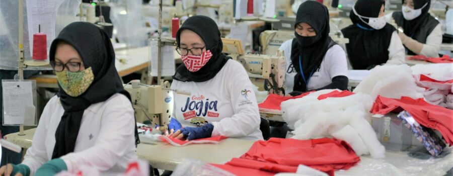 ILO, German Government wrap up landmark project granting 2 million  USD in wage subsidies, compensation and vaccinations to workers in Indonesia