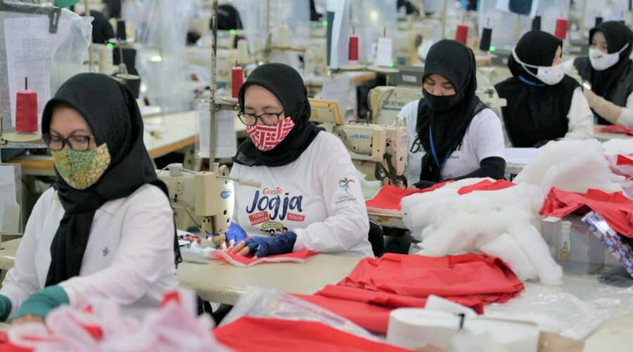 ILO, German Government wrap up landmark project granting 2 million  USD in wage subsidies, compensation and vaccinations to workers in Indonesia