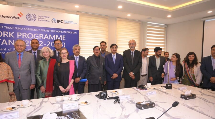 Government of Pakistan and ILO sign MoU for implementation of Better Work