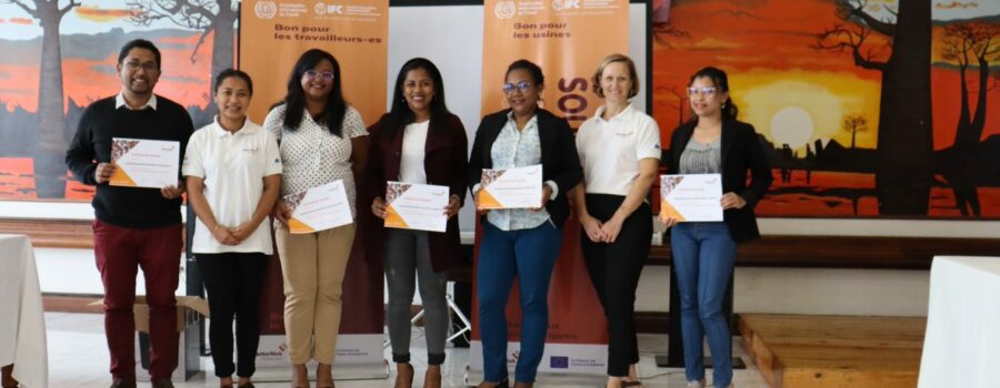 Better Work lance ses premières formations pour les travailleur-ses et les cadres